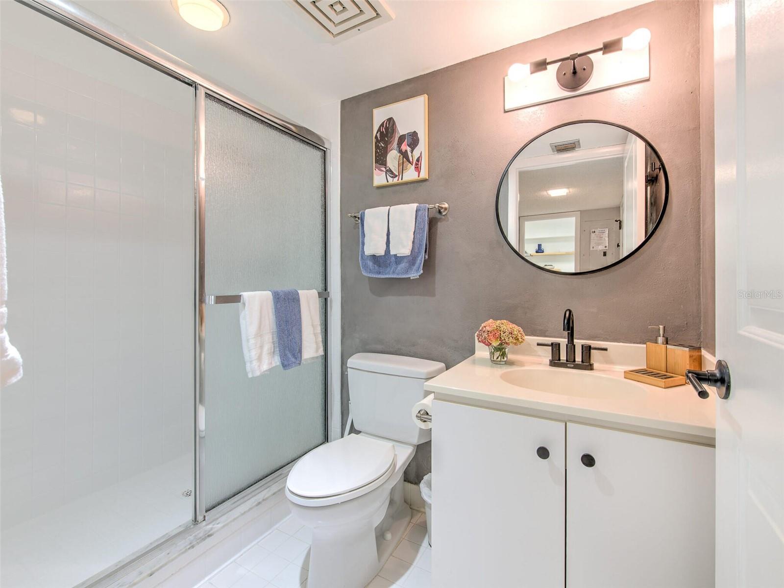 BAYPORT BCH & TEN PH E - Residential Lease