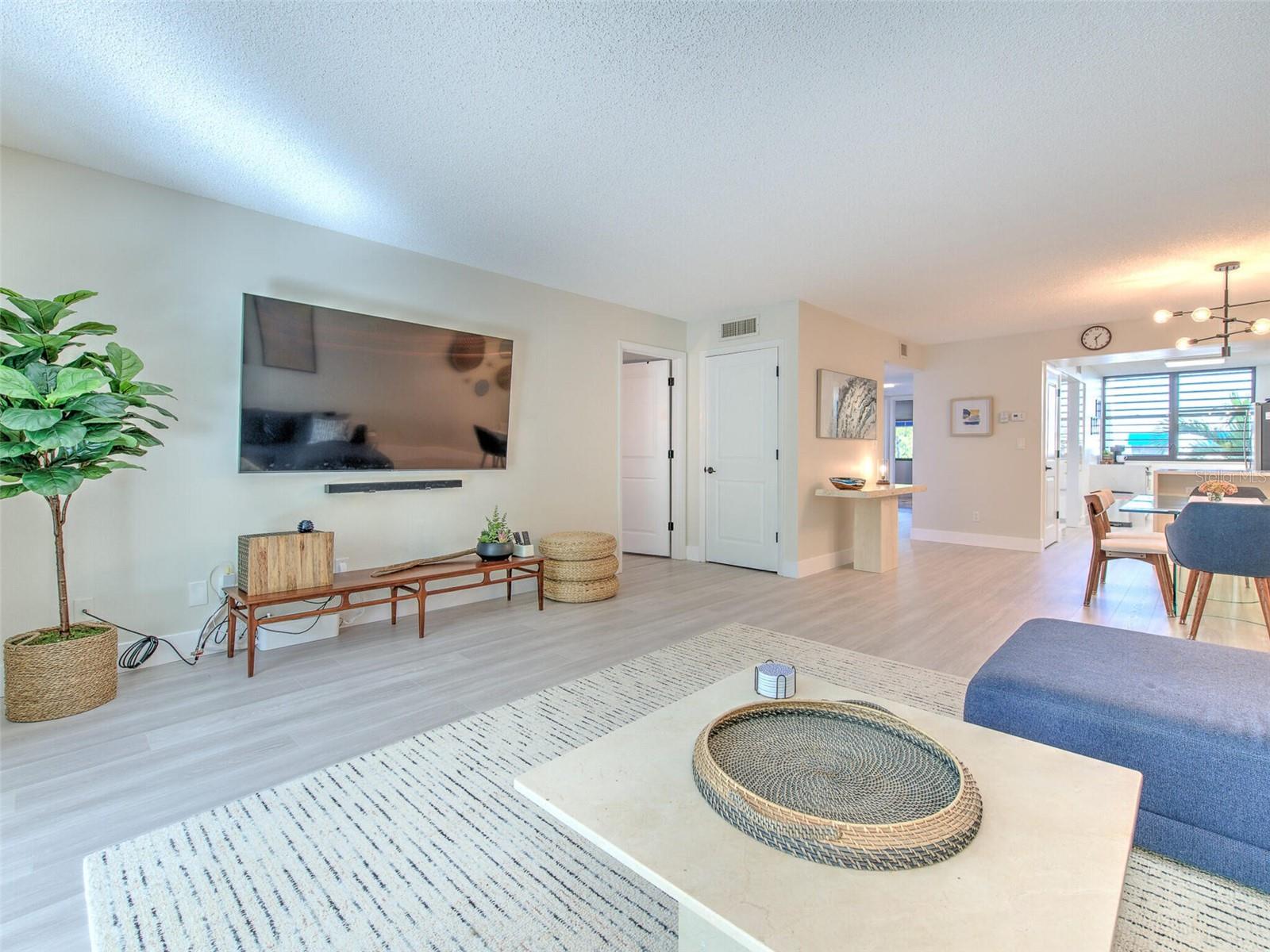 BAYPORT BCH & TEN PH E - Residential Lease