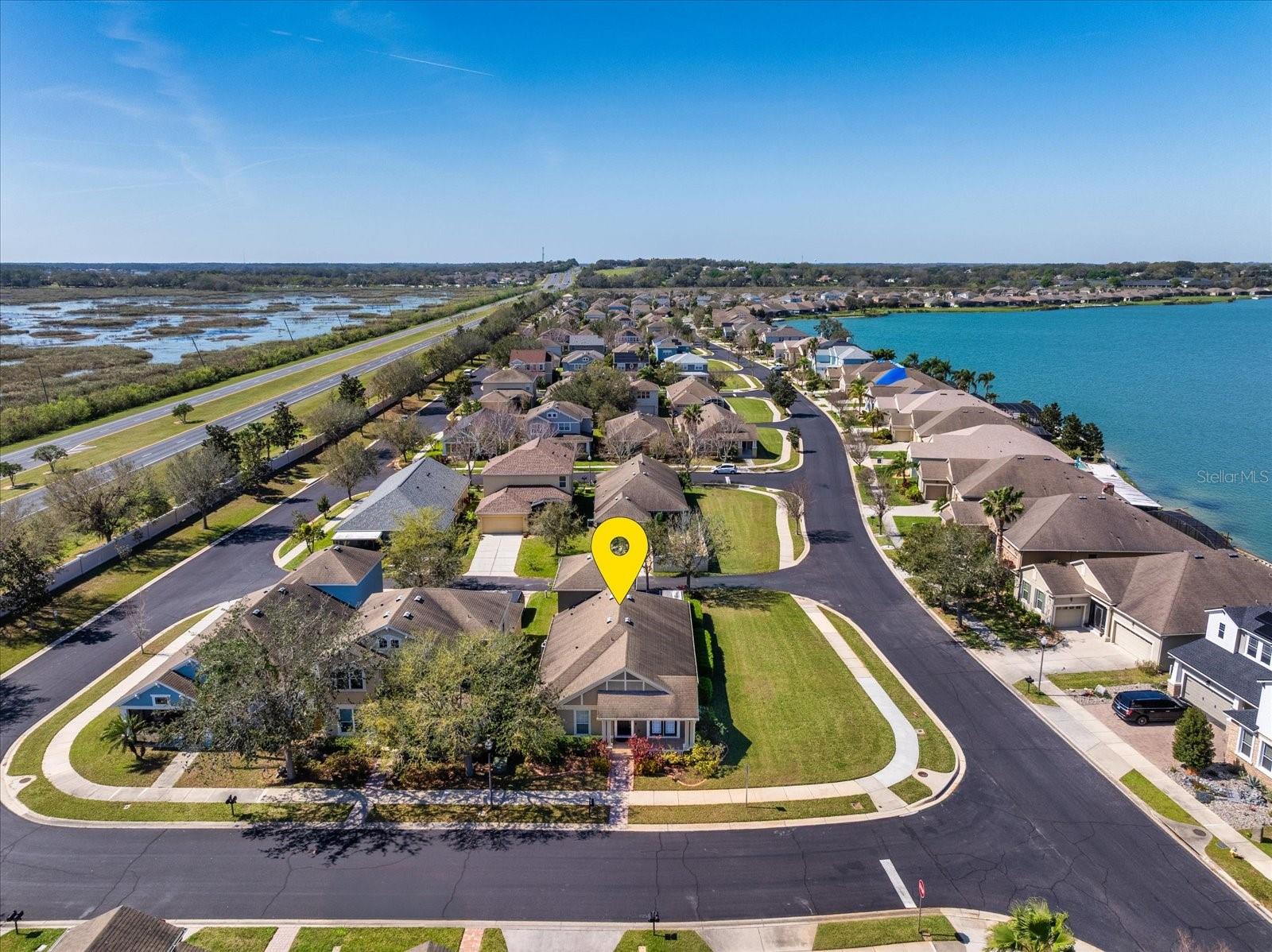 303 WHITE WATER BAY DRIVE
