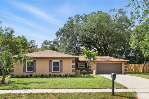100 DES PINAR LANE LONGWOOD FL 32750