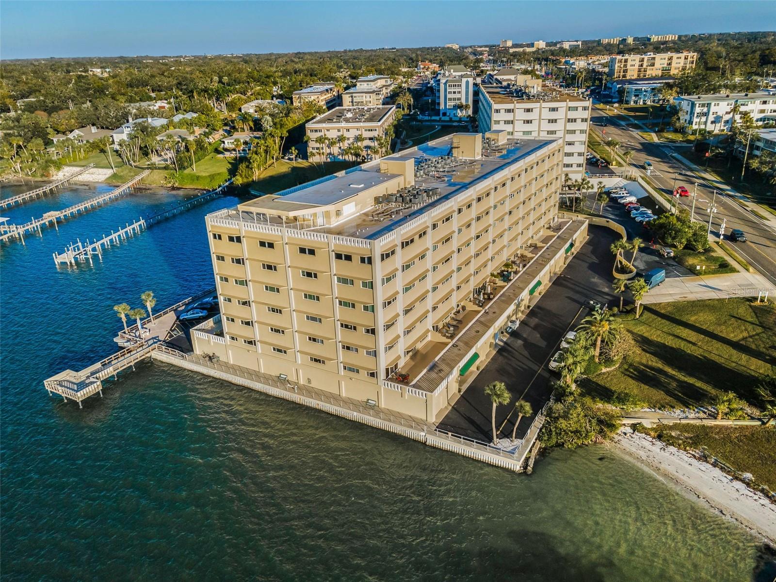 100 BLUFF VIEW DRIVE 514C