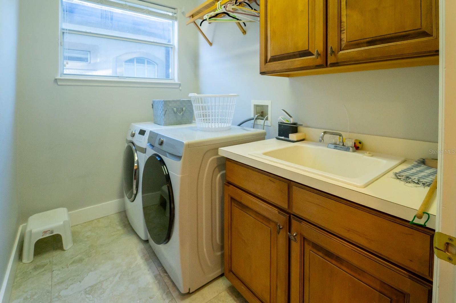 VIZCAYA PH 02 46/78 - Residential Lease