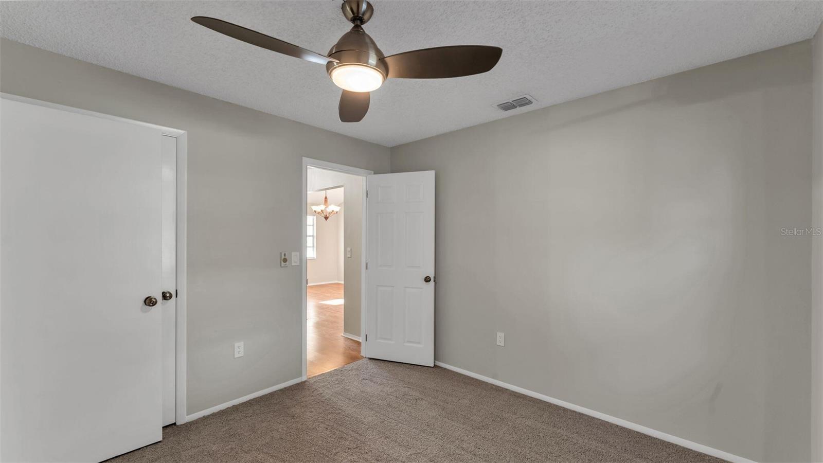 OAKWOOD - Residential