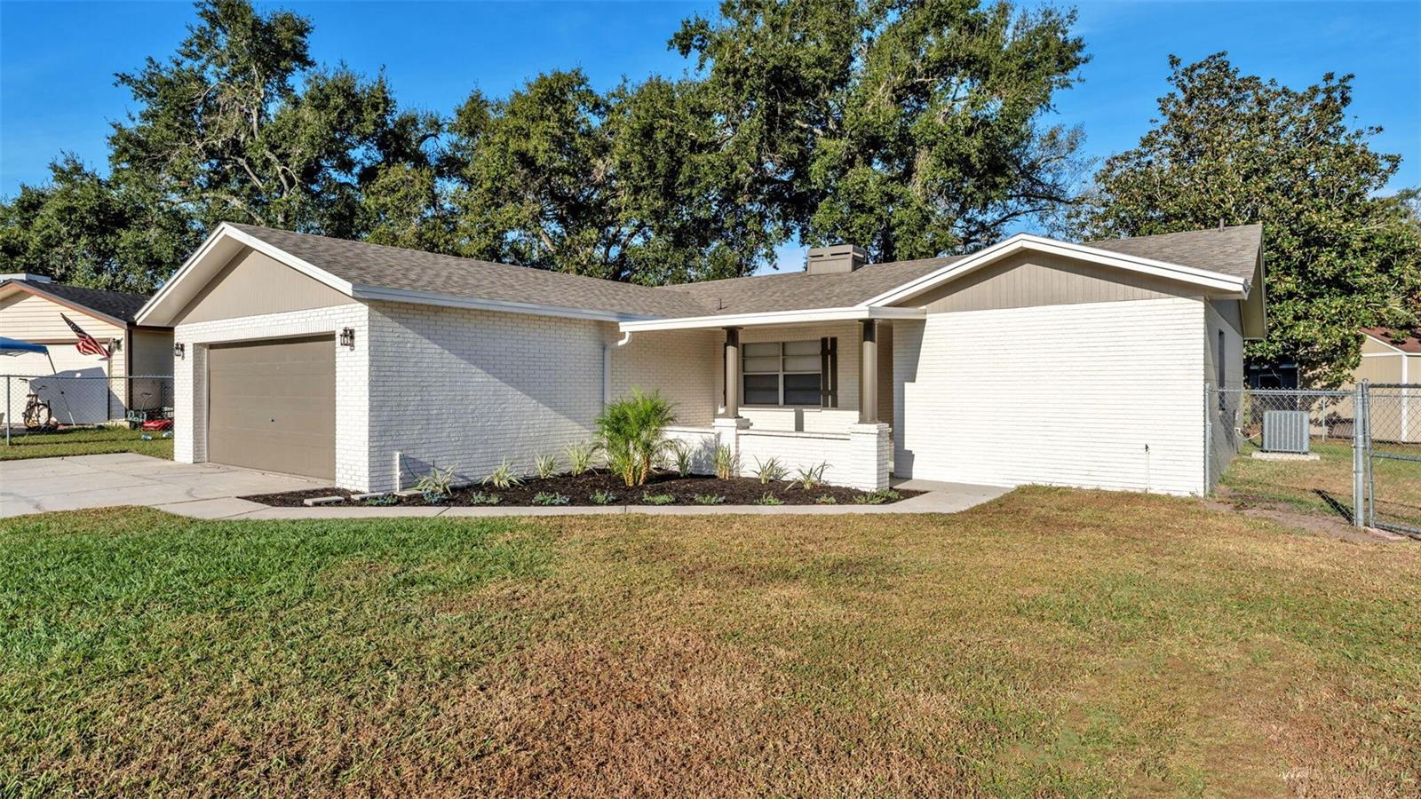 OAKWOOD - Residential