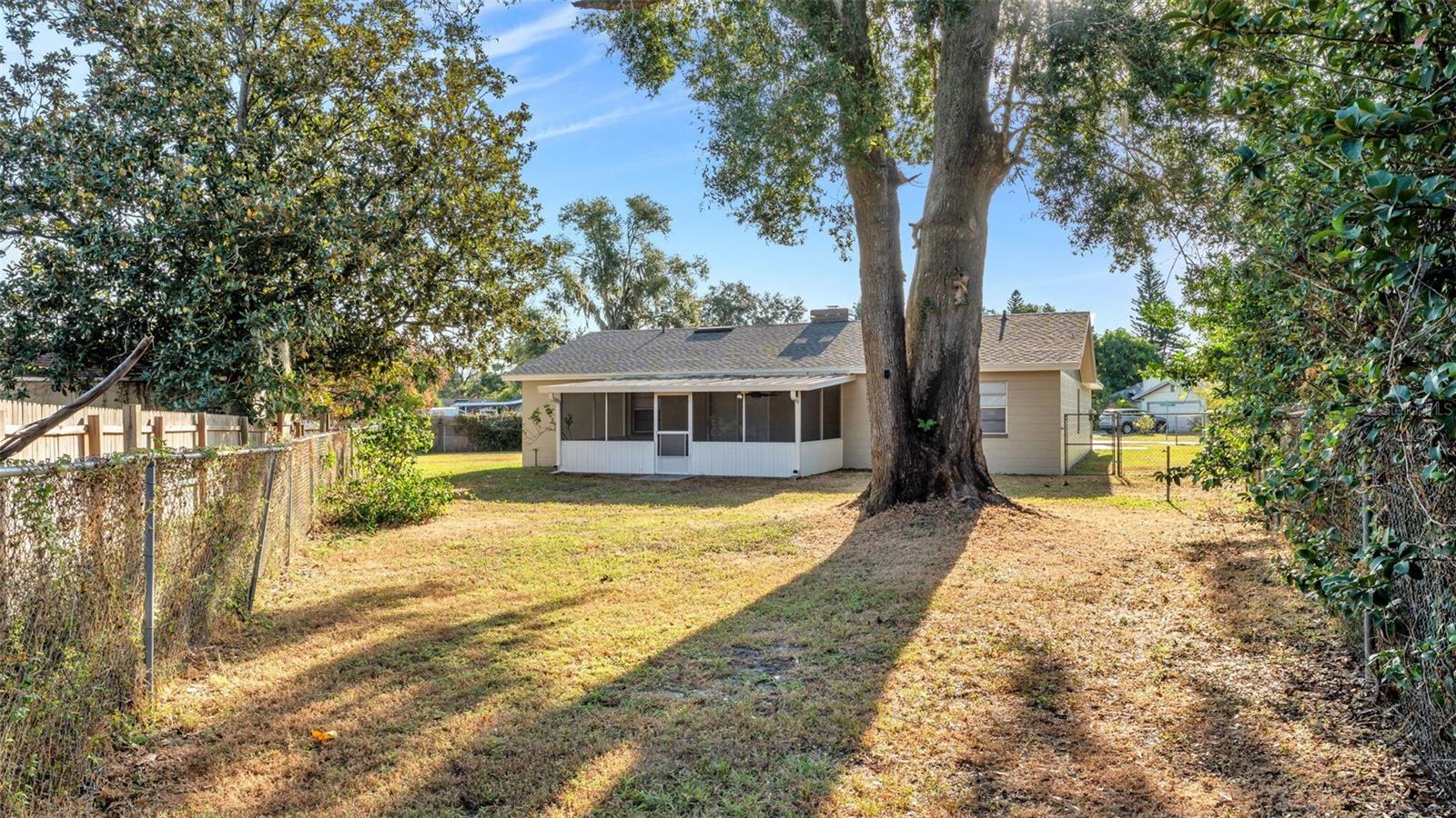 OAKWOOD - Residential