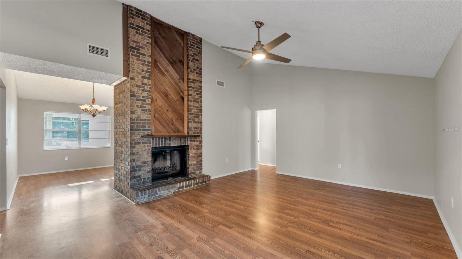 OAKWOOD - Residential