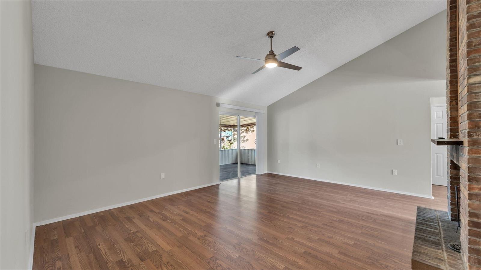 OAKWOOD - Residential