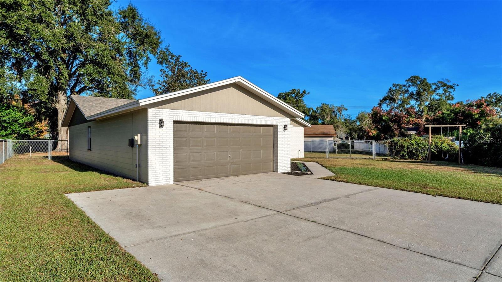 OAKWOOD - Residential