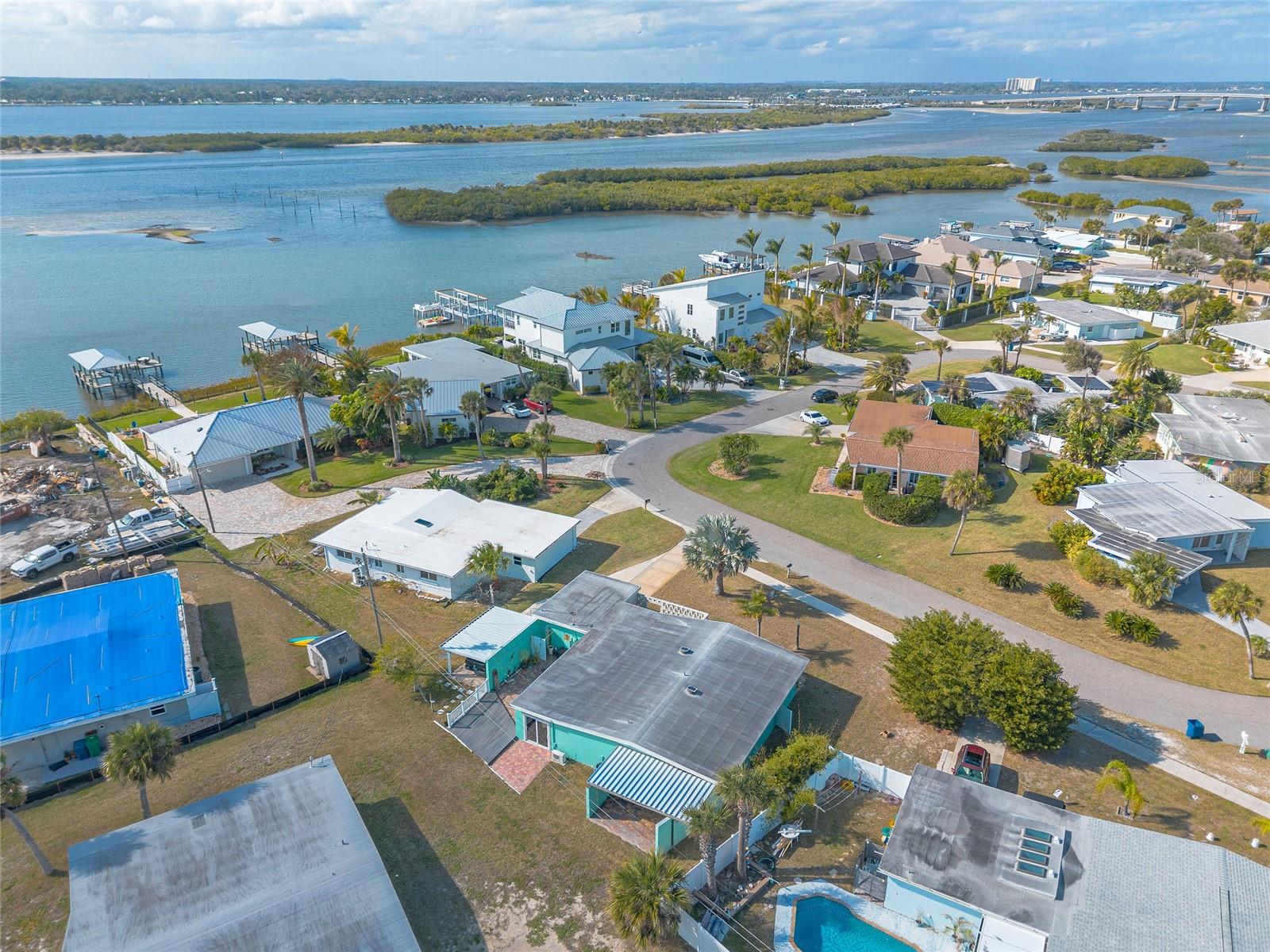 VENETIAN WAY - Residential