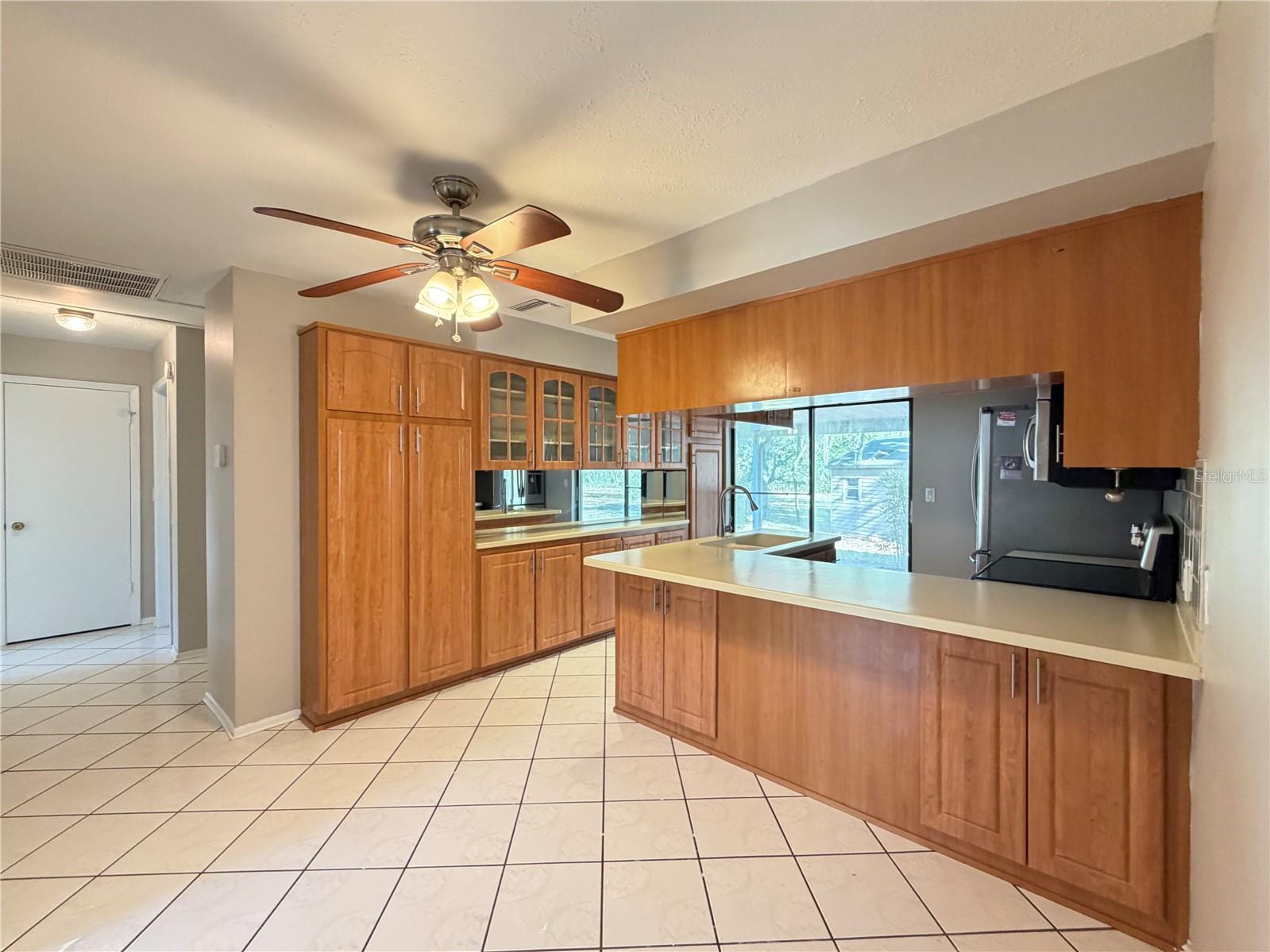 WEEKI WACHEE ACRES - Residential