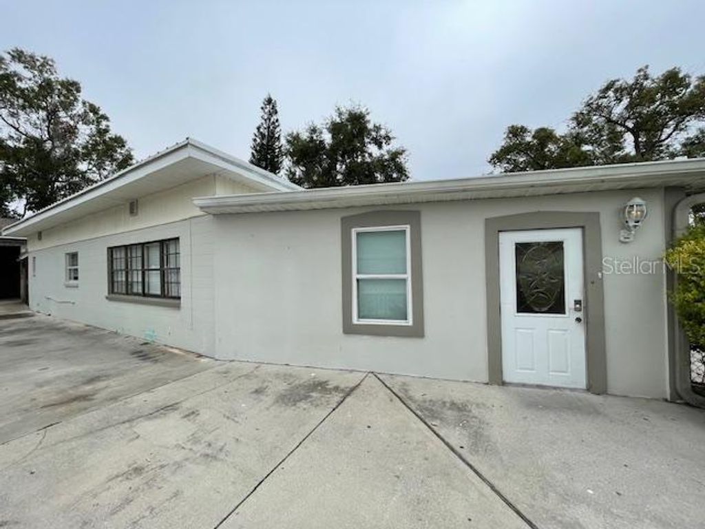 Photo of 1505 W Hamilton Avenue, Tampa, FL 33604 (MLS # A4674860)