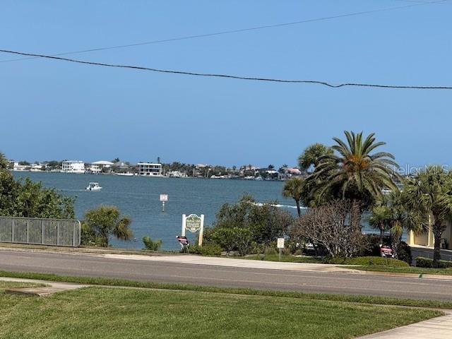 50 HARBOR-VIEW LANE CONDO - Residential