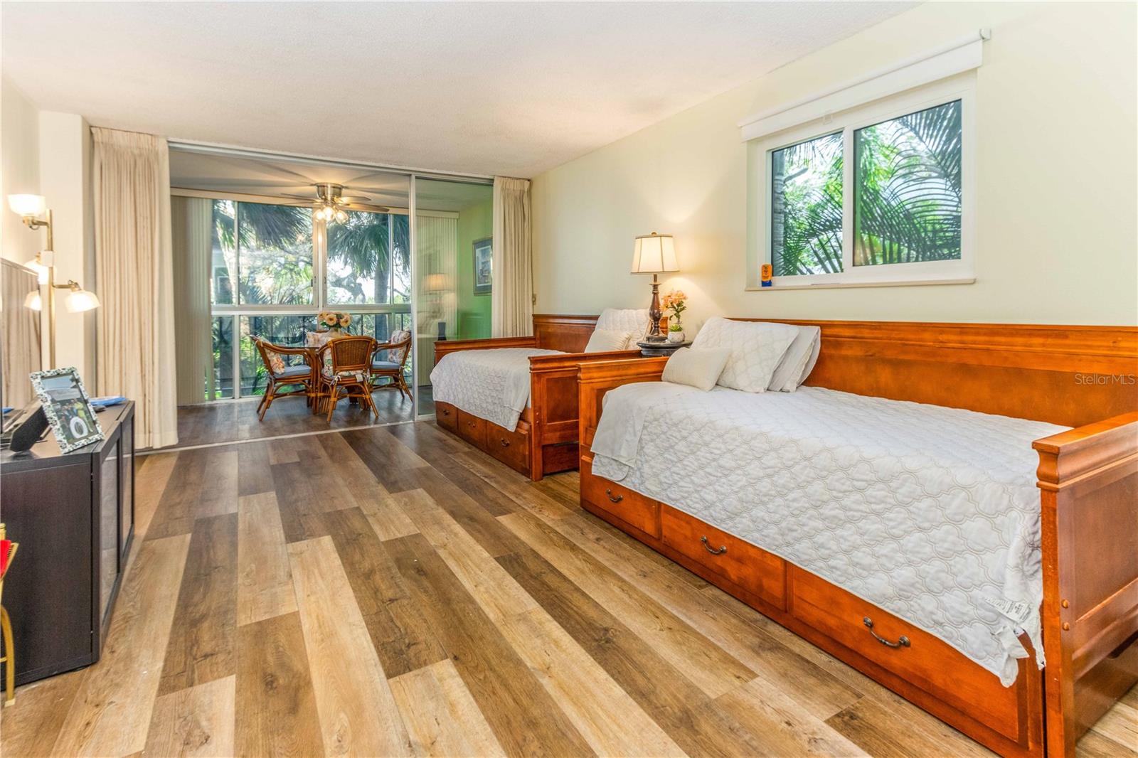 50 HARBOR-VIEW LANE CONDO - Residential