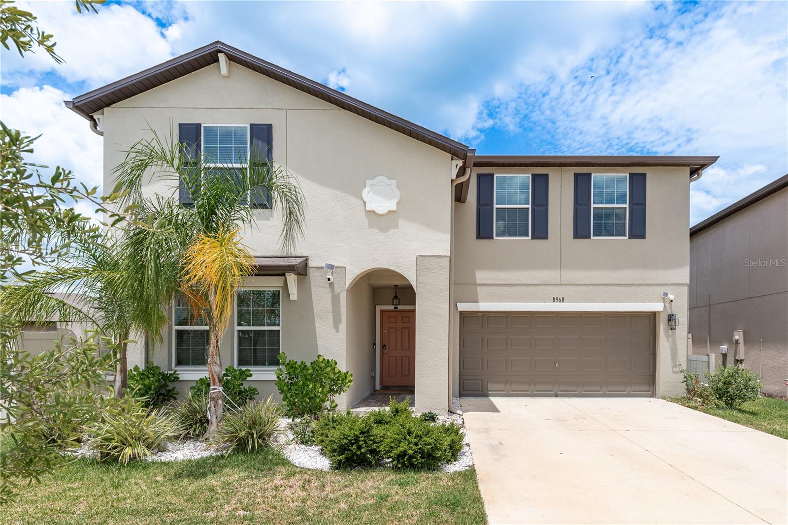 Great neighborhood, good location 6 bedrooms 3 bath, fenced backyard.