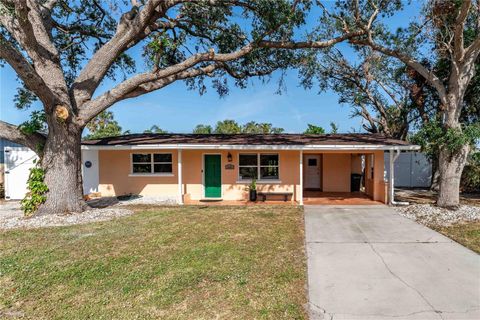 A home in SARASOTA