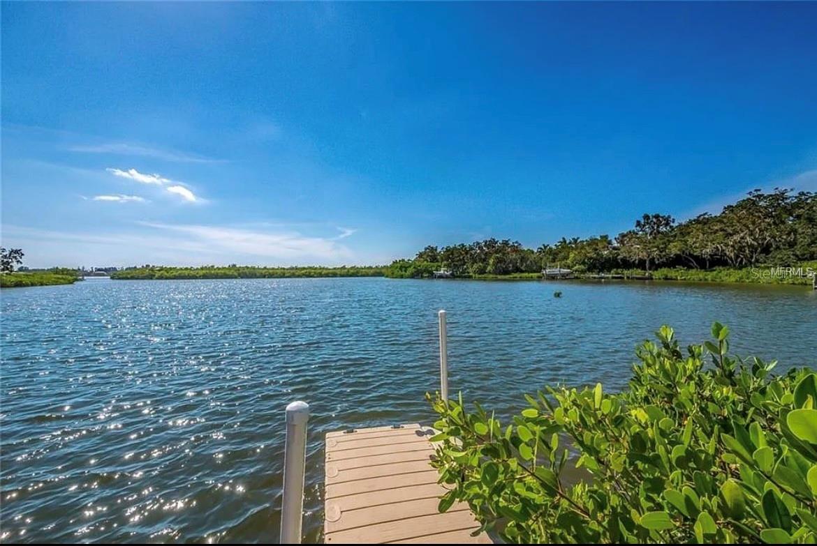 1841 BUCCANEER DRIVE