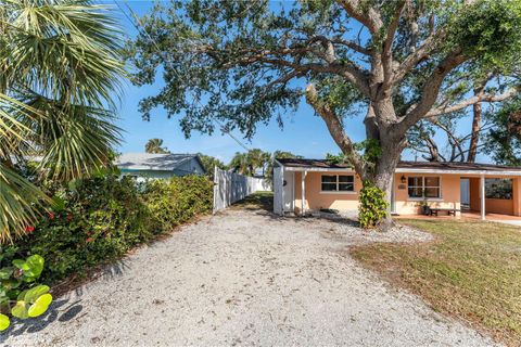 A home in SARASOTA