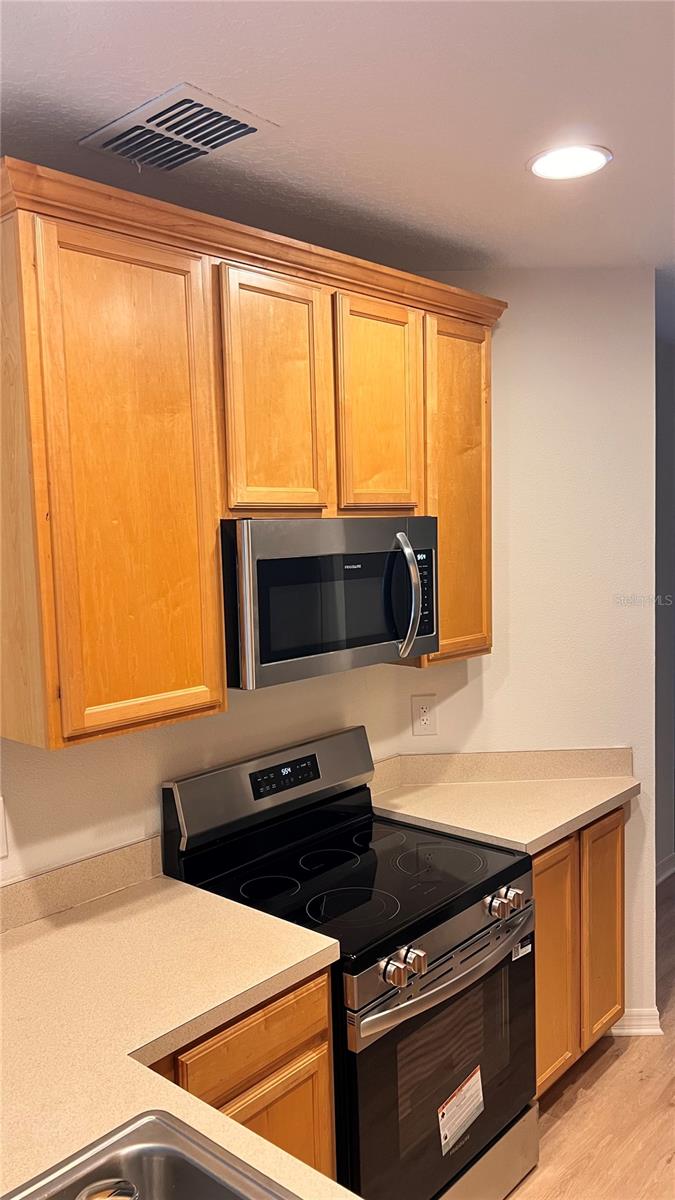 VICTORIA PINES CONDO - Residential