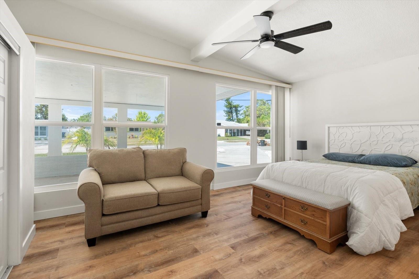 BAYSHORE GARDENS SEC 4 - Residential