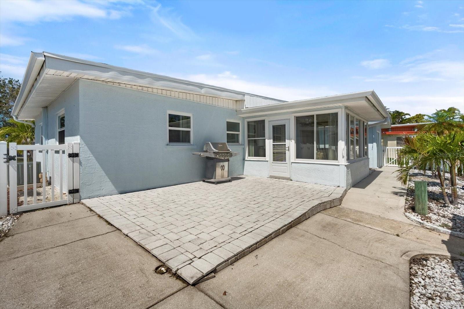 BAYSHORE GARDENS SEC 4 - Residential