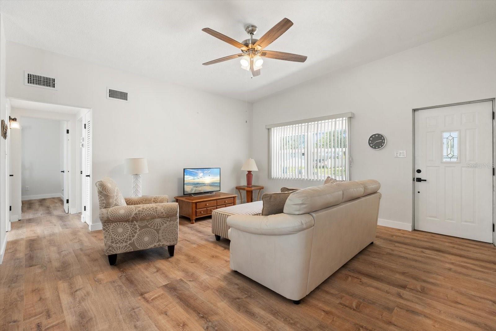 BAYSHORE GARDENS SEC 4 - Residential