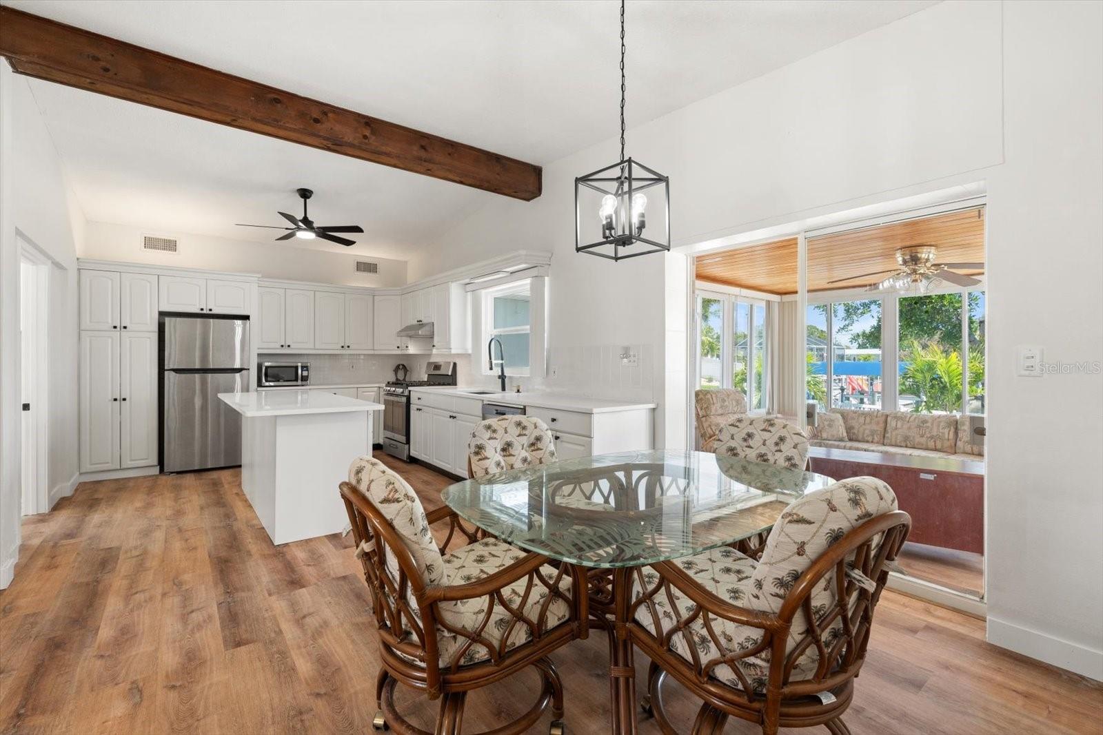 BAYSHORE GARDENS SEC 4 - Residential