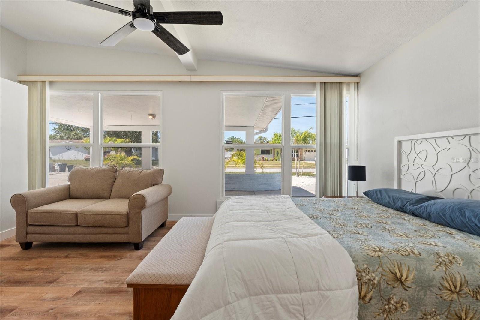 BAYSHORE GARDENS SEC 4 - Residential