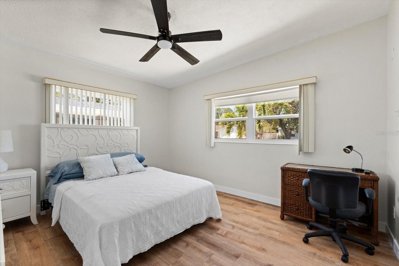 BAYSHORE GARDENS SEC 4 - Residential