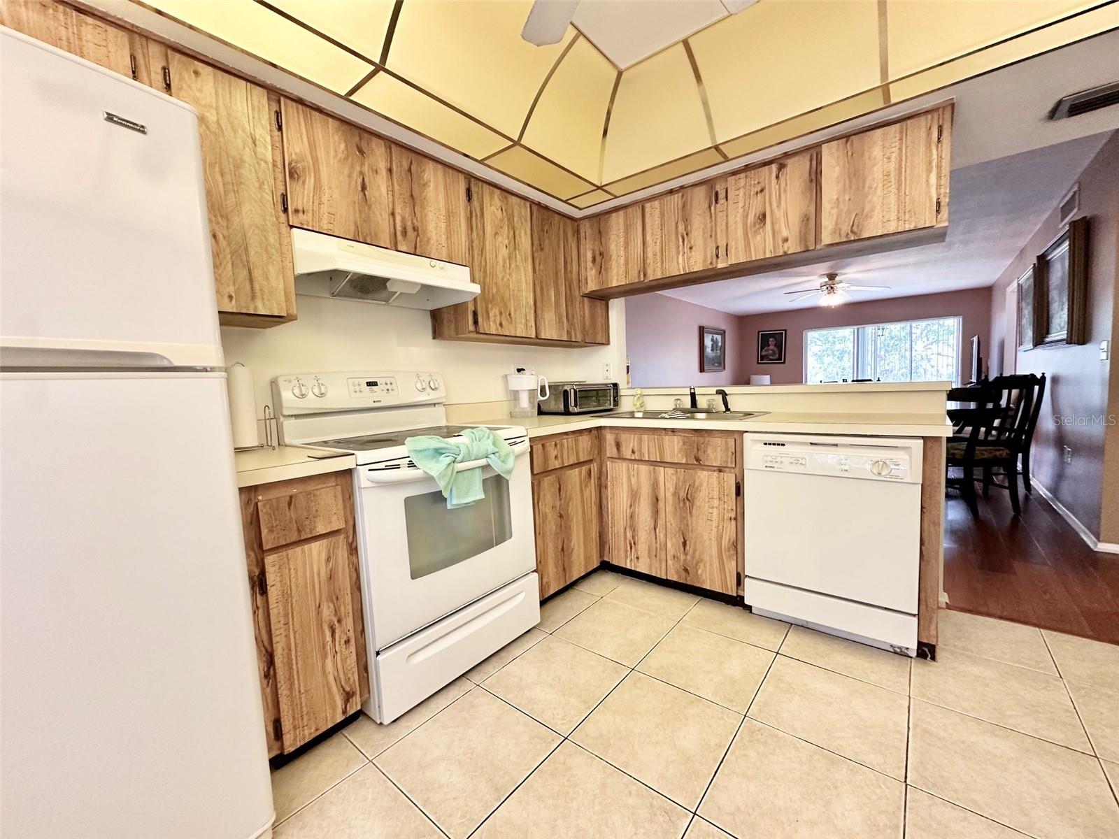 EAST LAKE WOODLANDS CYPRESS ESTATES - Residential Lease
