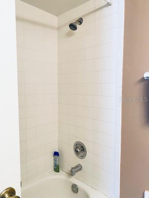 EAST LAKE WOODLANDS CYPRESS ESTATES - Residential Lease