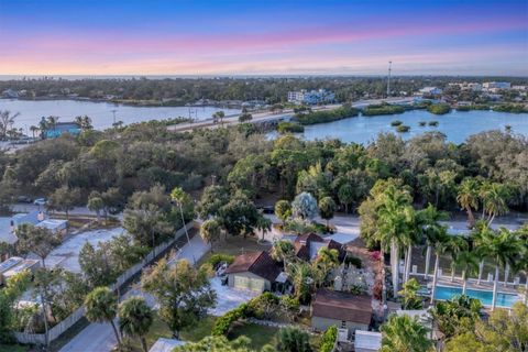 202 POCONO TRAIL E NOKOMIS FL 34275