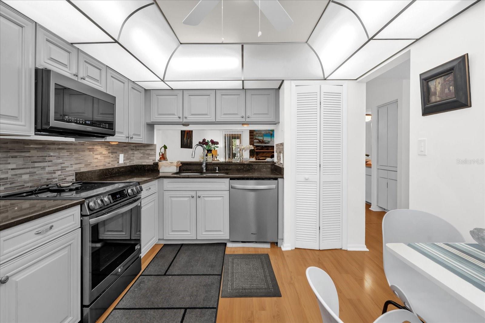 ESCONDIDO SEC 6 - Residential