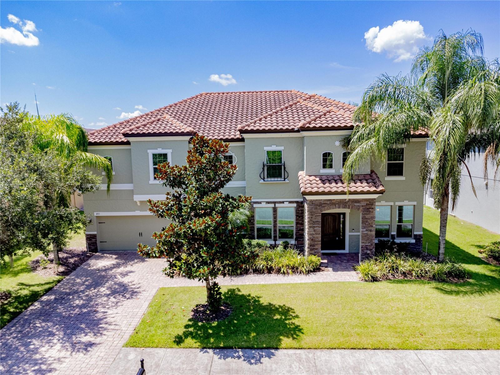 Welcome to your dream home in the highly sought-after community of Hammock Reserve in Oviedo, Florida. This stunning residence offers over 4,200 square feet of thoughtfully designed living space, featuring 6 bedrooms all with walk-in closets and 4 full bathrooms. With 2 spacious bedrooms and a full bath conveniently located downstairs, this layout is perfect for guests, a home office, or multigenerational living. Upstairs, you’ll find 4 bedrooms, including a luxurious master suite with dual vanities, a jacuzzi tub, a separate glass-enclosed shower, and expansive walk-in closet.
Ideal for both everyday living and entertaining, the home boasts a dedicated media room, a large bonus room with a wet bar, and an upstairs laundry room. The three-car tandem garage provides ample space for vehicles and storage. A beautiful Spanish tile roof adds both charm and durability, while the oversized backyard offers plenty of room to build your dream pool or outdoor living space. The home also sits across from a peaceful conservation area, offering added privacy and serene views with no front-facing neighbors.
Located in one of Oviedo’s most desirable neighborhoods, Hammock Reserve features nearby scenic walking trails, a playground, and peaceful lake. Families will appreciate the home’s proximity to top-rated Seminole County schools and easy access to SR 417, UCF, Oviedo on the Park, and shopping and dining options.
This is a rare opportunity to own a spacious, move-in ready home in a prime location. Schedule your private showing today and discover all the comfort, space, and style this exceptional property has to provide!!