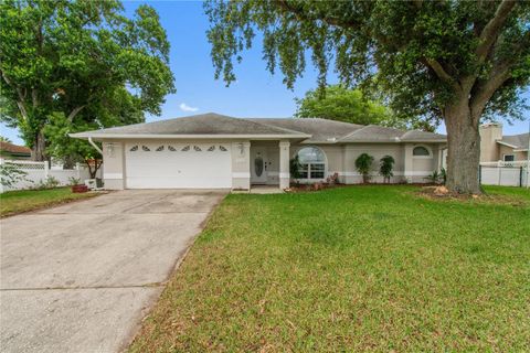 Photo of 5432 Highlands Vue Lane, Lakeland, FL 33812 (MLS # L4961633)