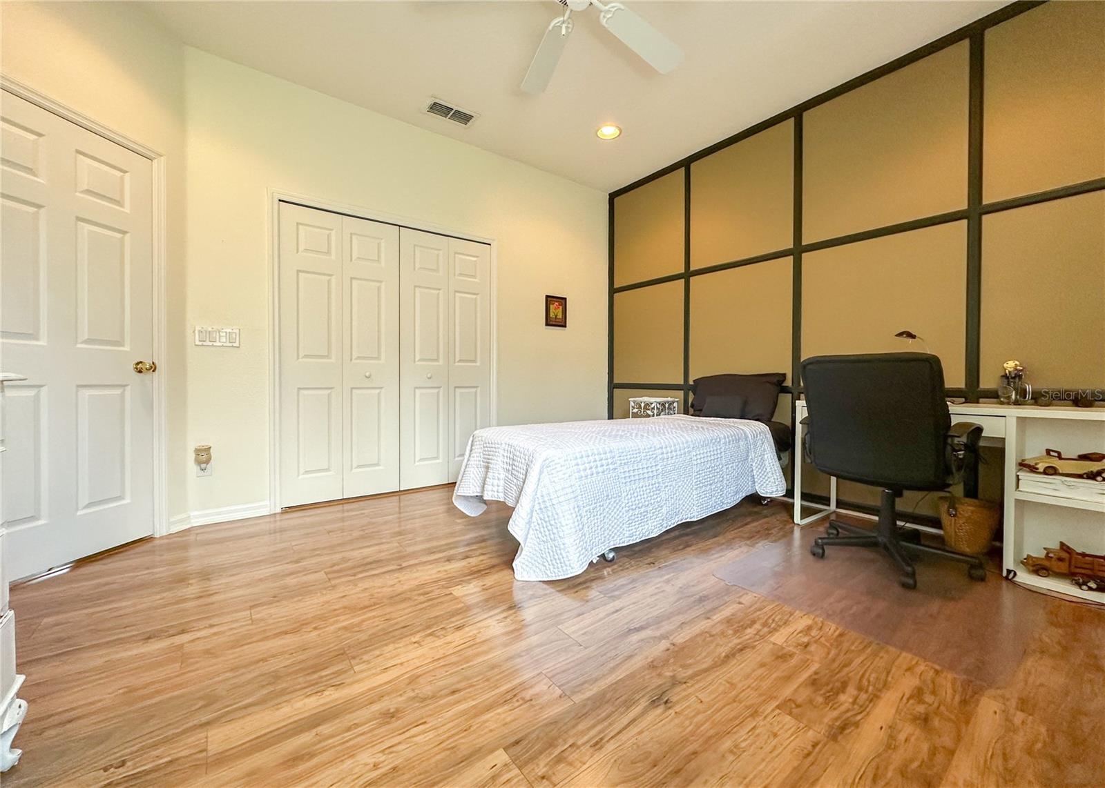 COVINGTON PARK A B D E F G & J - Residential