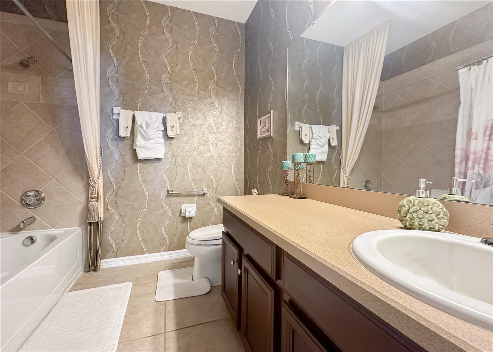 COVINGTON PARK A B D E F G & J - Residential