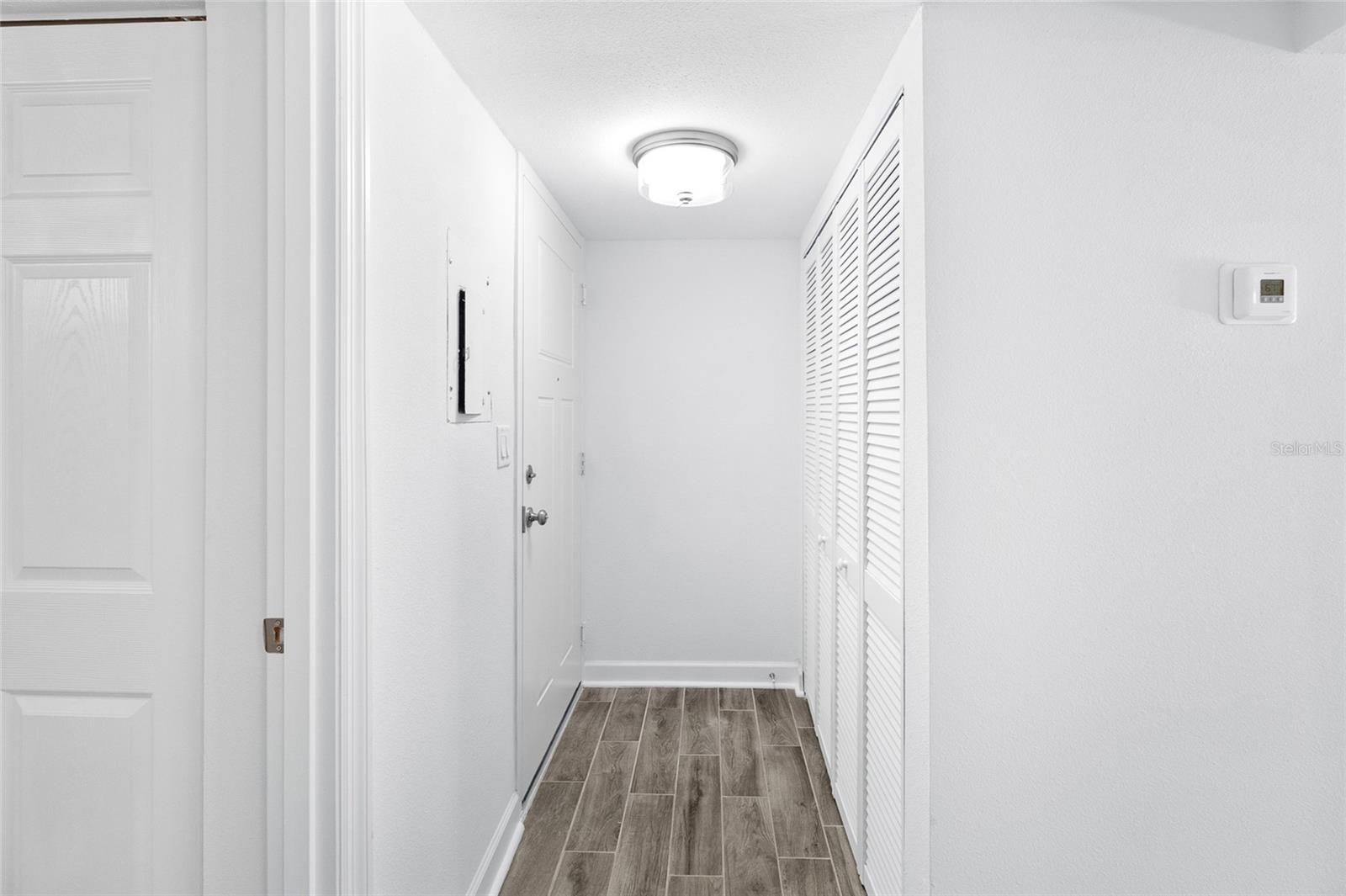 LA COSTA BRAVA CONDO 1 - Residential