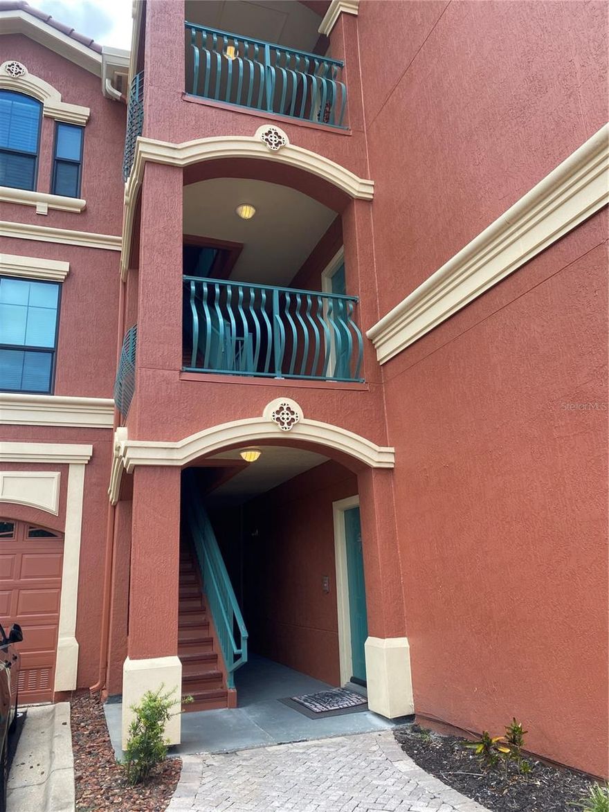 The Grand Bellagio is a gated waterfront property located on Tampa Bay. This 3rd floor, one bedroom/one bath condo features fresh neutral paint
throughout. The living, dining & master bedroom area features crown molding. The living area has coffered ceiling, updated ceiling fan and a
built-in Entertainment Center with gas fireplace. The 12" x 10' den may be used as your home office or additional sleeping area for guests. The
Master bedroom features a spacious sitting area and oversized walk-in closet with updated closet system. New hurrcan windows ,Full size washer/dryer is conveniently
located in the unit. Community amenities include a heated pool/spa, 24 hour fitness center, playground, lighted tennis courts and free car wash
area. Enjoy walking or jogging the 1.5 mile paved path overlooking Tampa Bay. This is a PET friendly community. Upon entry through the 24/7guard pavilion, you will feel you have arrived in Paradise