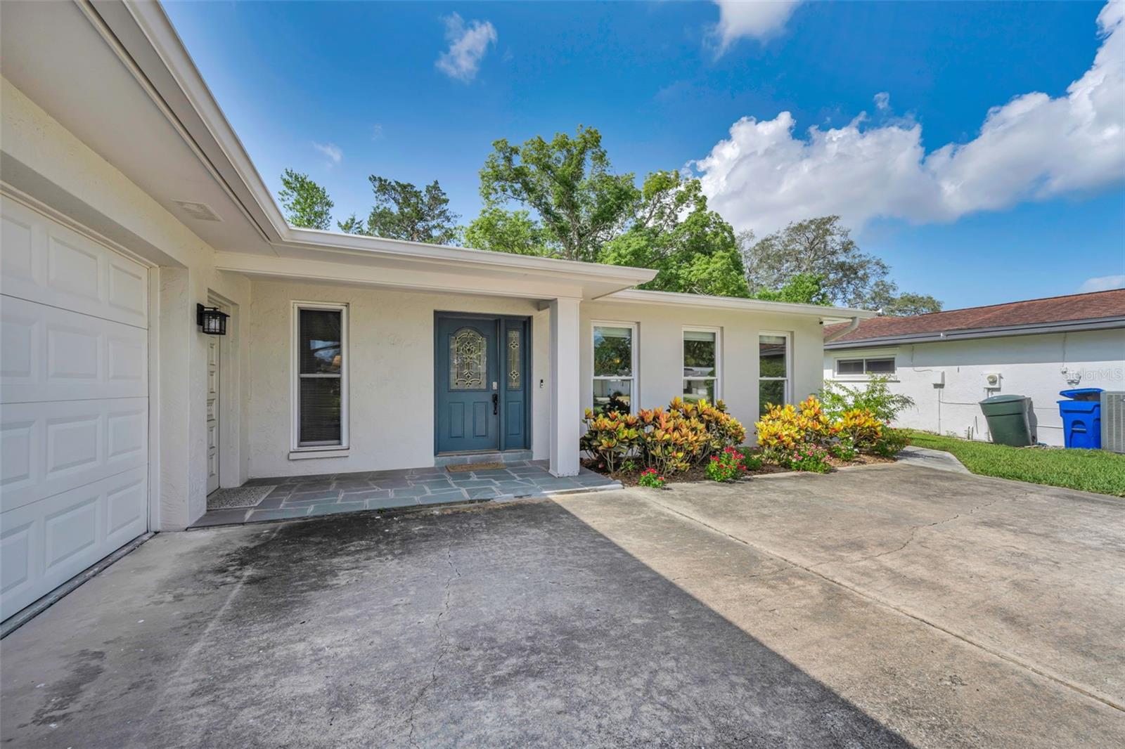 1541 PLEASANT GROVE DRIVE
