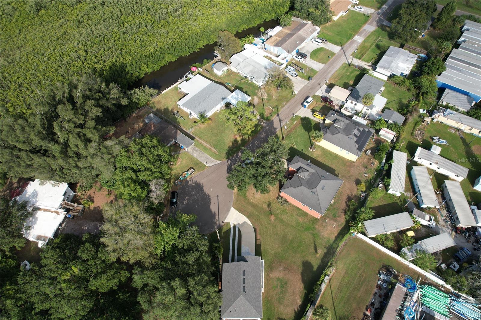 CAUSEWAY BLVD SUB 2 - Residential