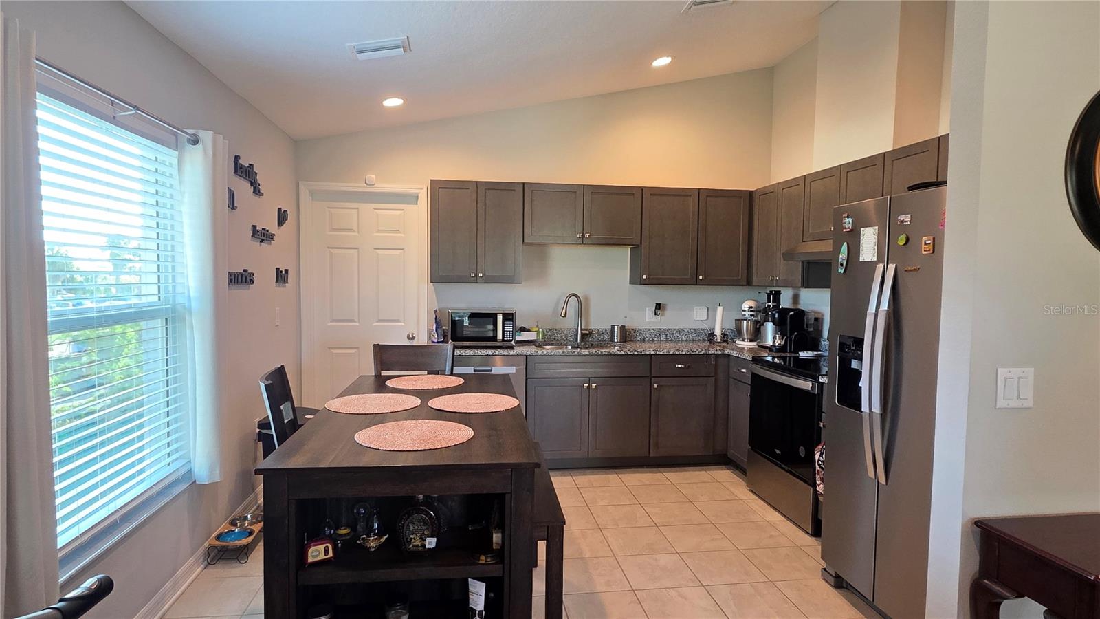 CAUSEWAY BLVD SUB 2 - Residential