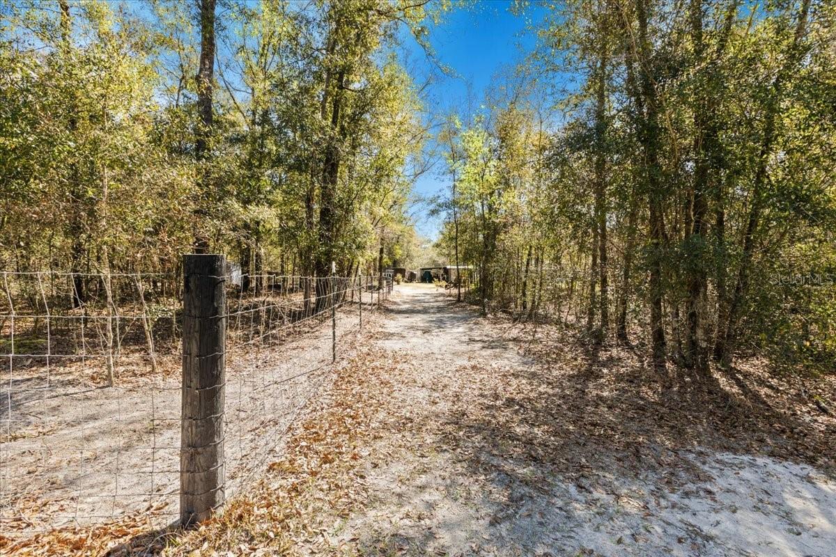 TUSTENUGEE TRACE SUB - Residential