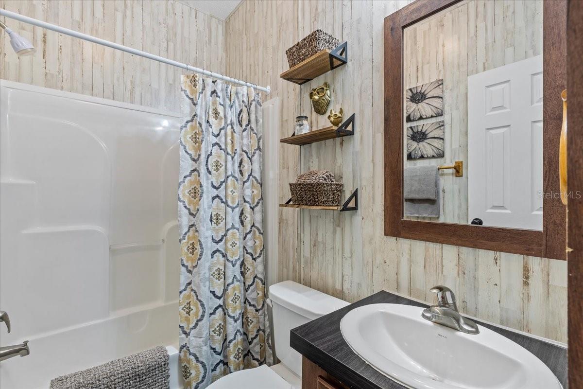 TUSTENUGEE TRACE SUB - Residential