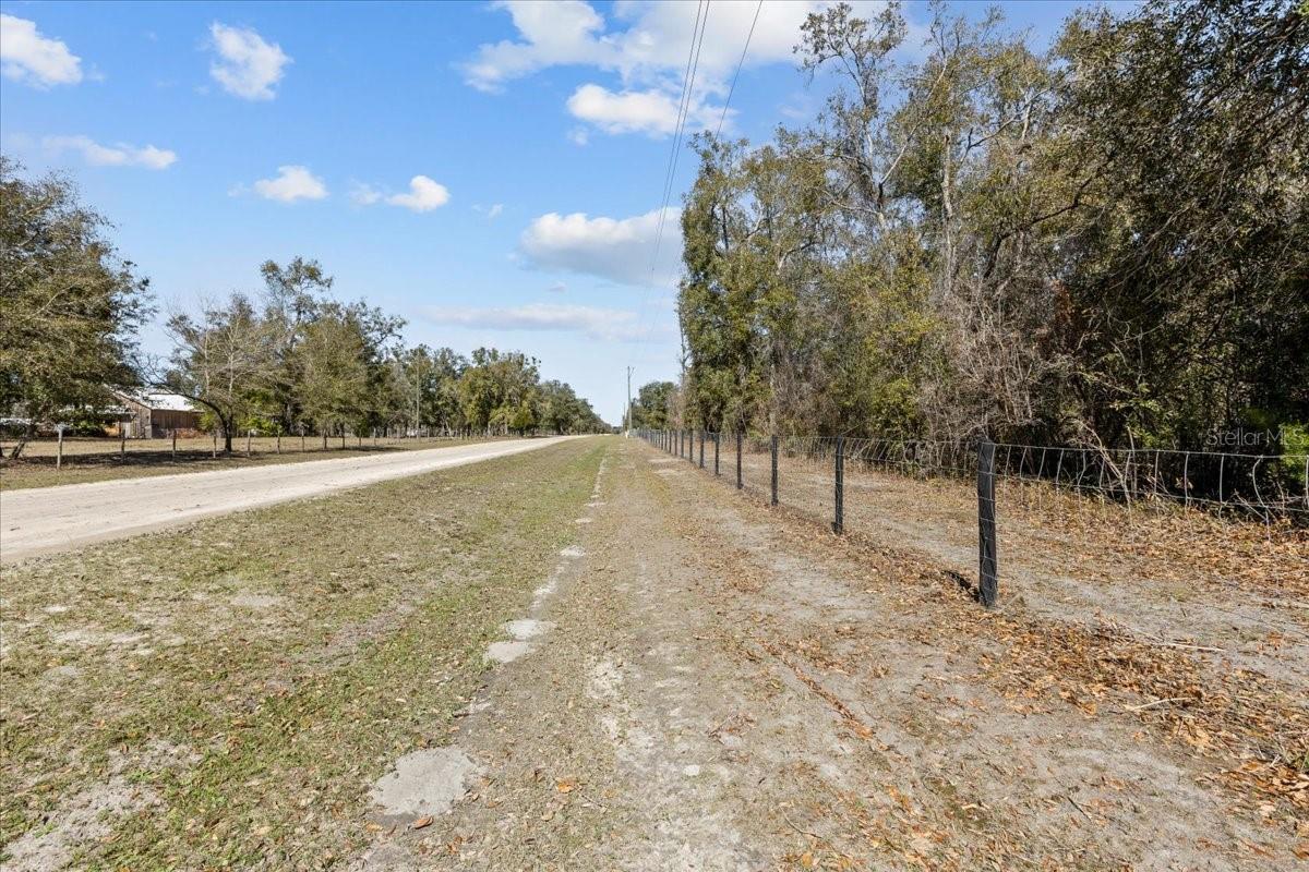 TUSTENUGEE TRACE SUB - Residential