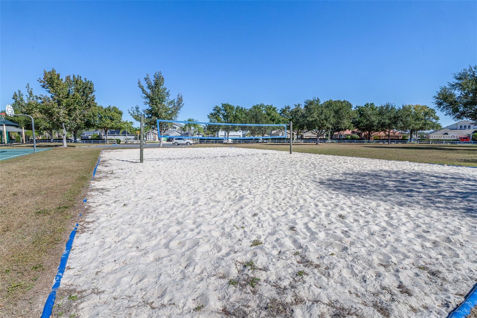 IVY LAKE ESTATE - Residential