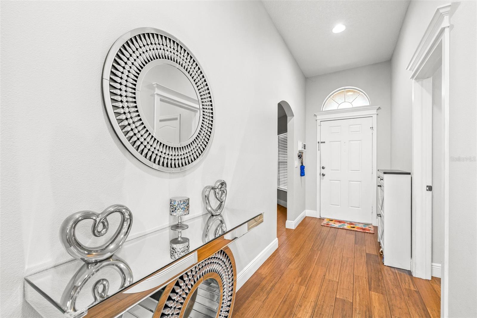 IVY LAKE ESTATE - Residential