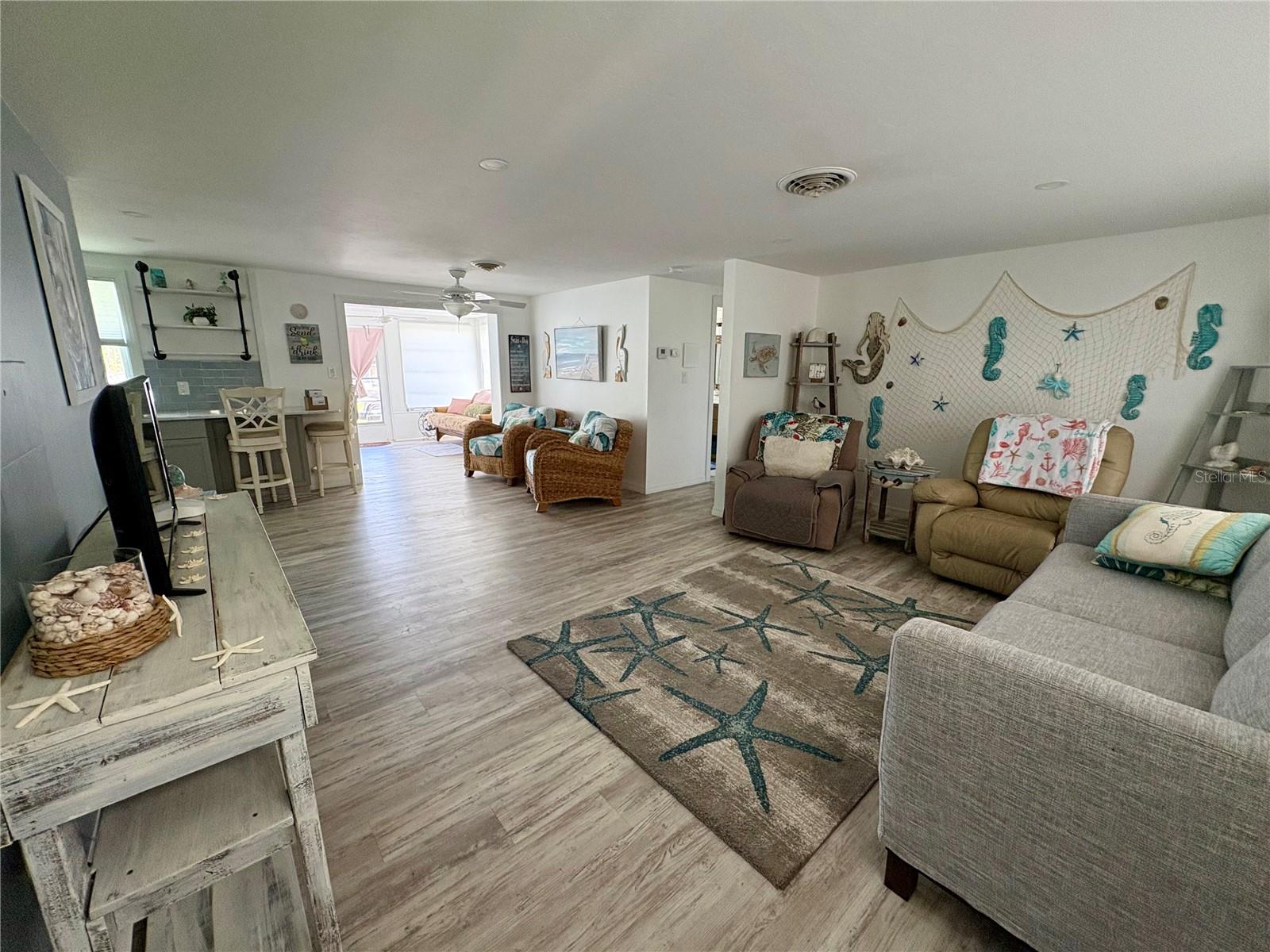 MEL O DE LANE - Residential Lease