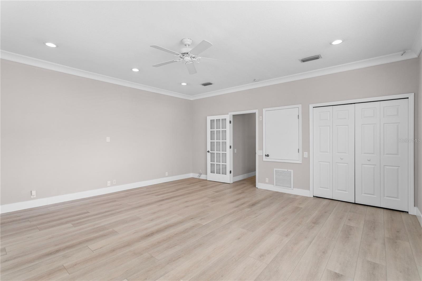 NATIVE WOODS - Residential