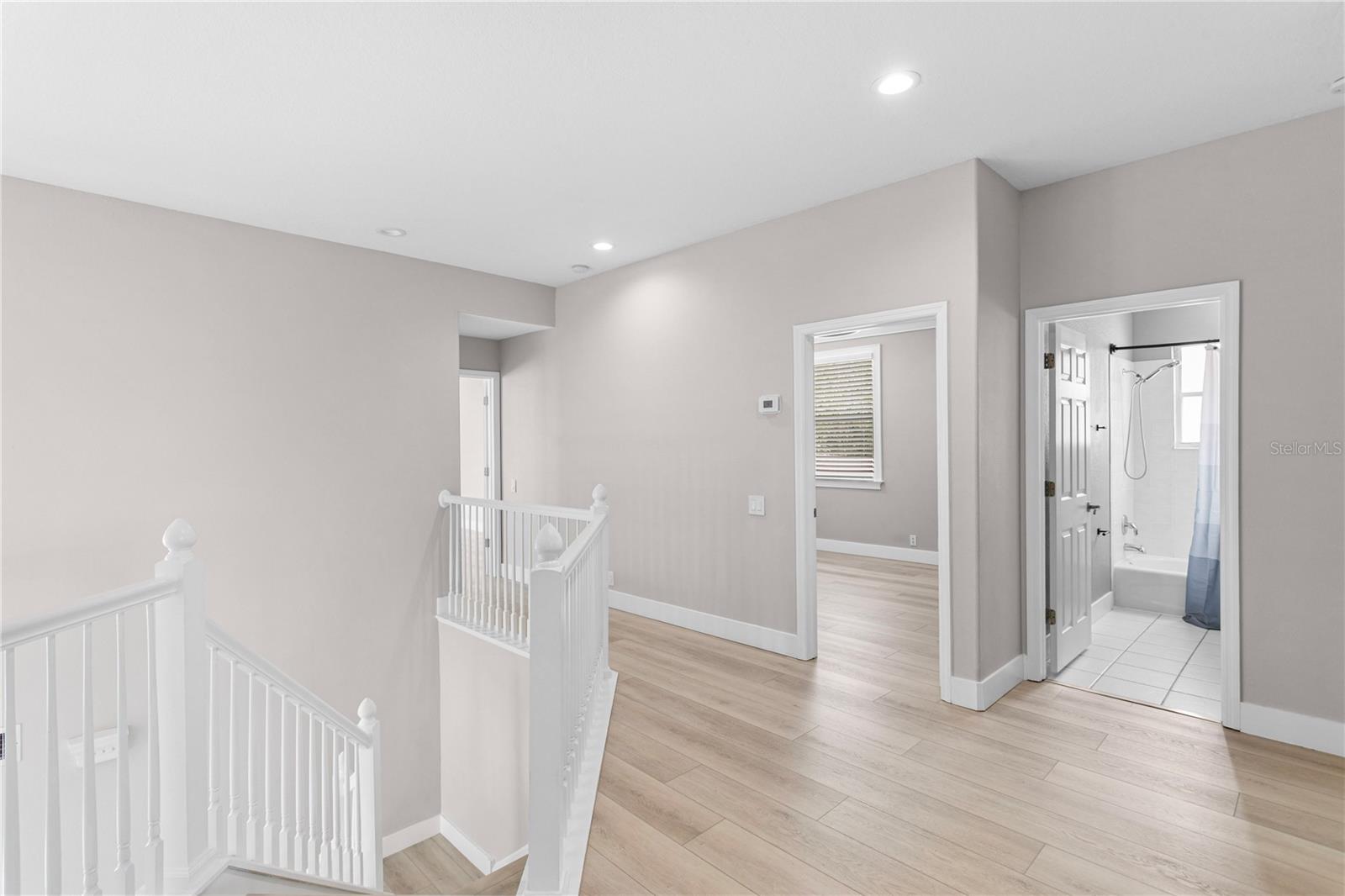 NATIVE WOODS - Residential