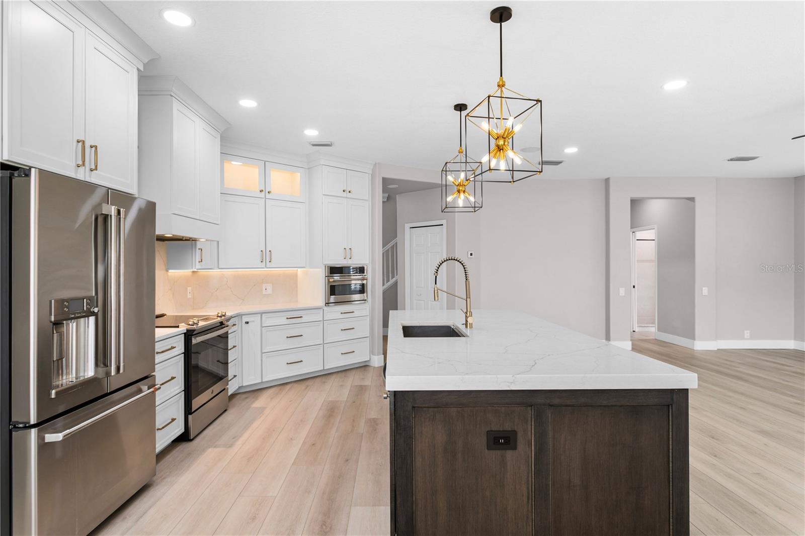 NATIVE WOODS - Residential